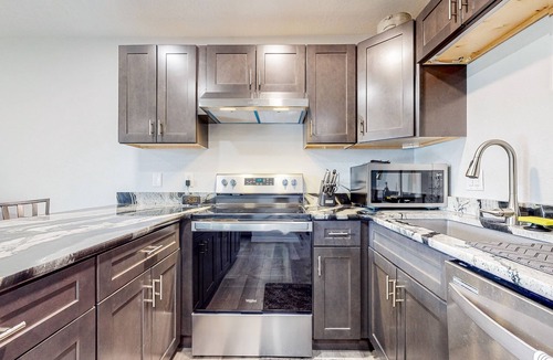 Dillon Condo | Cozy Colorado Condo | Mountain view retreat with resort amenity access