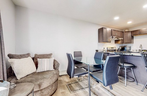 Dillon Condo | Cozy Colorado Condo | Mountain view retreat with resort amenity access