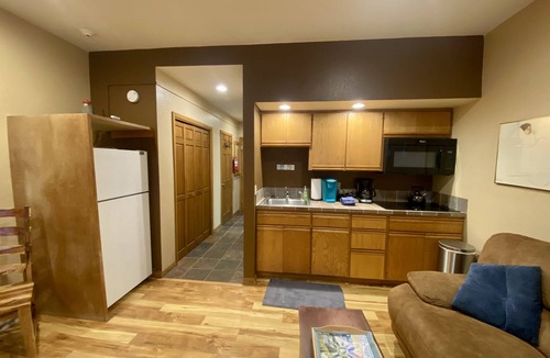 Purgatory Condo | Cozy Condo in Cascade Village, right next to Purgatory Ski Resort!