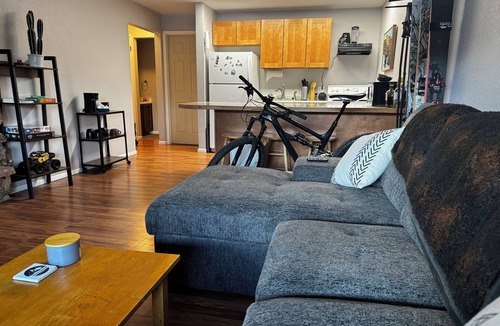 Winter Park Condo | Cozy Condo in WP - On Blue Bus Route - Walk to Downtown, Restaurants, Grocery
