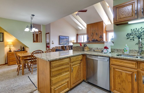 Wildernest Condo | Cozy Condo w/Balcony & Mtn View in Silverthorne!