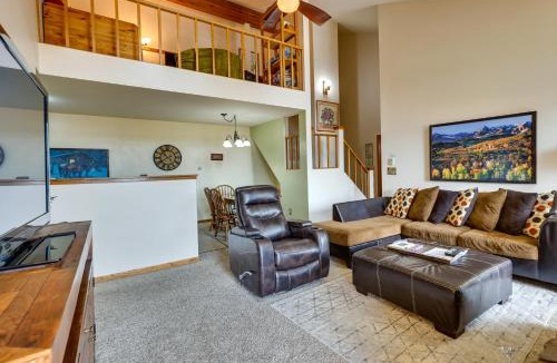 Wildernest Apartment | Cozy Condo with Balcony and Mtn View in Silverthorne!