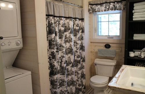 Georgetown Cottage | Cozy Cottage in Historic Silver Plume