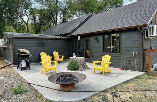 Mesa Cottage | Cozy Cottage on 10 Private Acres - Wildlife, Views & Creekside Calm