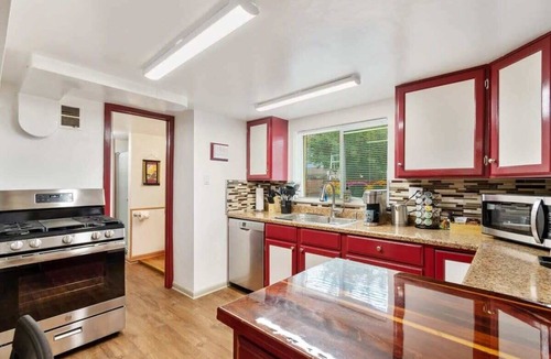 Berkley Apartment | Cozy Denver Apartment | Walk to Regis University