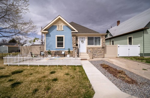 Grand Junction House | Cozy downtown retreat (pet friendly!)