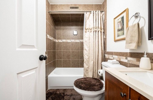 Pueblo House | Cozy guest house with private entrance.