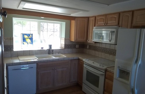 Gleneagle House | Cozy home away from home; sleeps 11