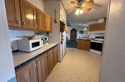 Walsenburg House | Cozy Lakefront Getaway - 3 Bed, 2 Bath Retreat with Scenic Walking Path