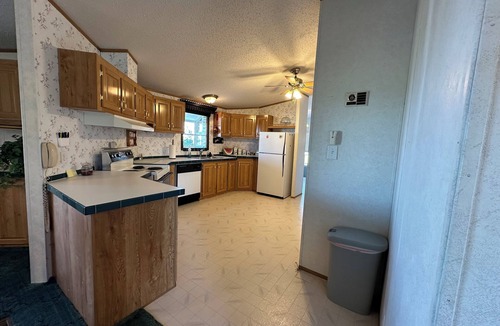 Walsenburg House | Cozy Lakefront Getaway - 3 Bed, 2 Bath Retreat with Scenic Walking Path