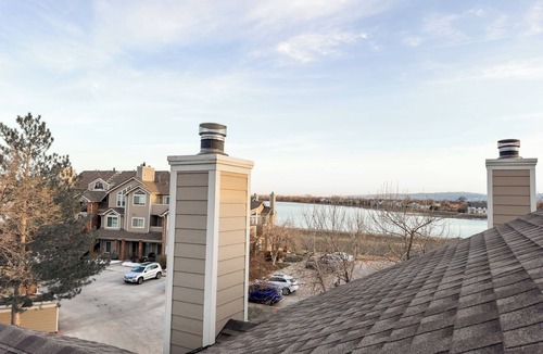Grant Ranch Condo | Cozy Lakeview Condo - 60 Day Special