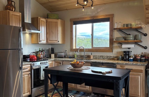 Hotchkiss Apartment | Cozy Loft Studio apartment with private deck and amazing views!