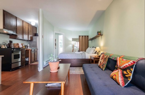 Whittier Condo | Cozy, modern Pearl St. condo. Ideal location!