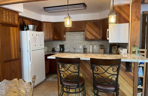 Saint Mary's Cabin | Cozy Mountain Retreat