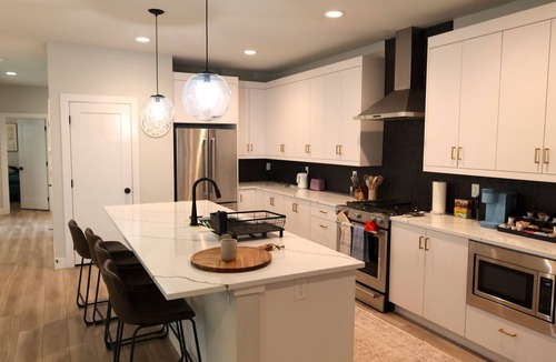 Aurora House | Cozy New Build Home in Aurora!