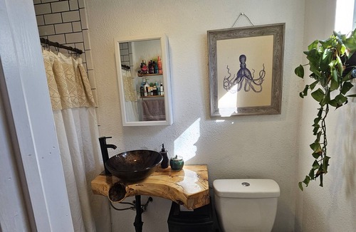 Wheat Ridge House | Cozy, pet-friendly cottage in Wheat Ridge, CO.