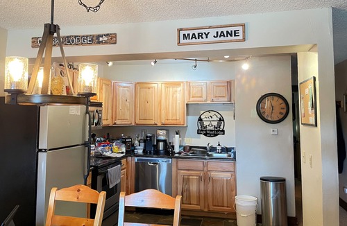 Fraser Condo | Cozy Retreat Across from the Clubhouse - 2bd/2ba Condo (Sleeps 6)