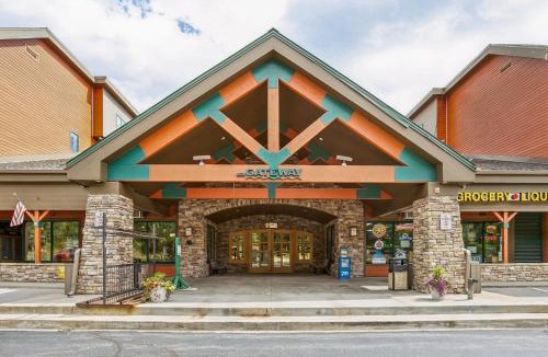 Mountain House Apartment | Cozy Ski-In Ski-Out Condo with Heated Pool
