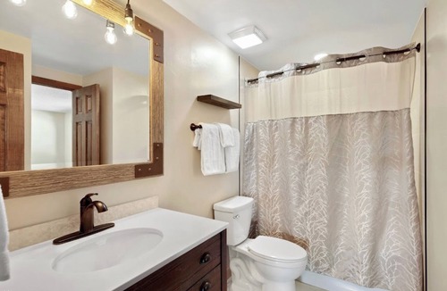 Baldy Mountain Resort | Cozy ski retreat in Breckenridge, Pet-friendly, unmatched view of Five peaks.