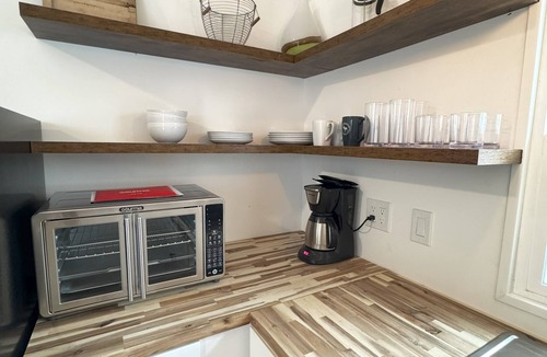 Lakewood Apartment | Cozy studio: Pet Friendly, in charming Lakewood, Colorado