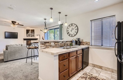 Englewood Condo | Cozy, Upgraded, 1 Bdrm condo in DTC