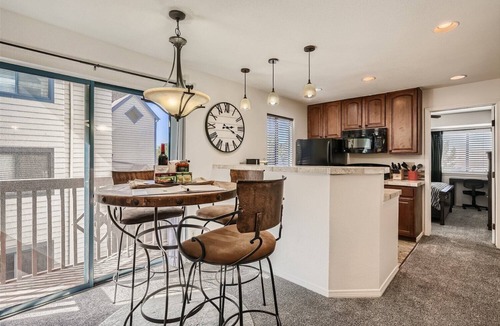 Englewood Condo | Cozy, Upgraded, 1 Bdrm condo in DTC