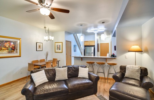 Edwards House | Cozy Vail Valley Townhome - Walk to Riverwalk!