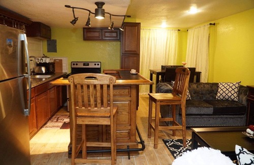 Gateway House | Cozy Walkout Basement Near Denver International Airport Bis.#2022-BFN-0022402