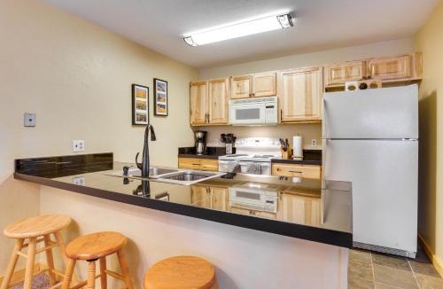 Winter Park Apartment | Cozy Winter Park Condo with Hot Tub and Shuttle!