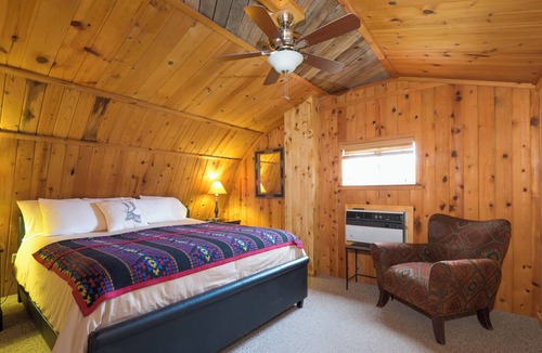 De Beque Cabin | Creekside Cabin at The High Lonesome Ranch