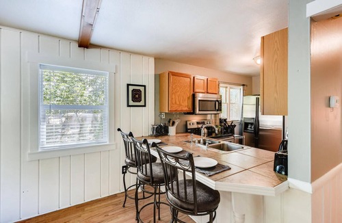 Broadmoor House | "Creekside" Cottage in Cheyenne Canyon