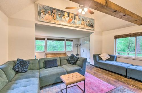 Morrison House | Creekside Morrison Cabin about 9 Mi to Red Rocks Park!