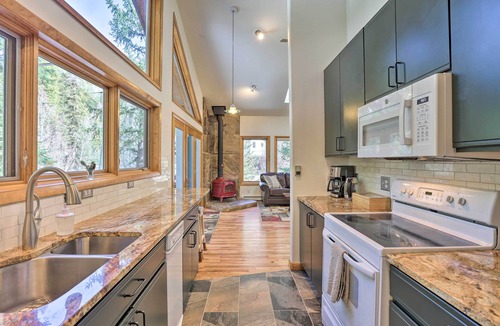 Downieville-Lawson-Dumont House | Creekside Mtn House w/ Deck: 8 Mi to Idaho Springs