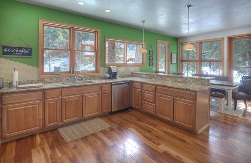 Durango - Purgatory House | Creekside Retreat Waterfront Home 20 Minutes from Downtown Durango