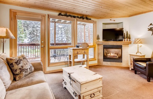 Fall River Estates Condo | Creekside Suites 13