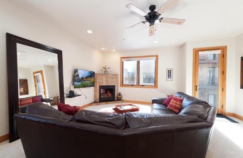 Durango House | Crimson Cliffs Unit 55