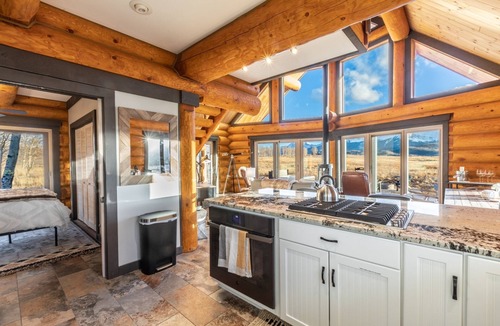 Placerville Cabin | Custom log home in Telluride with epic mountain views