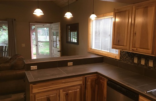 Cascade-Chipita Park Cabin | Dawson Creekside Cabin