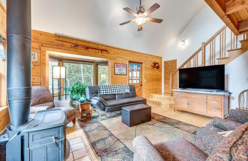 Black Hawk House | Deck, Fire Pit and Grill Log Cabin in Black Hawk