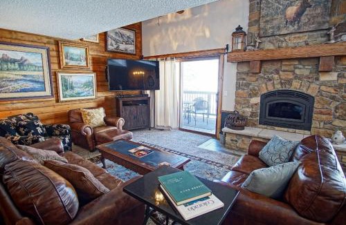 Steamboat Springs House | Deck with Views, Gas Grill, Renovated Luxurious Townhome on Burgess Creek