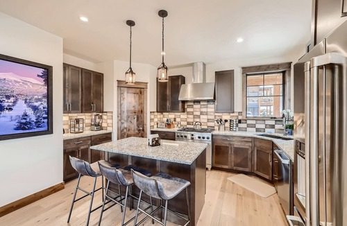 Baldy Mountain House | Deere Retreat Home: Hot Tub, Stylish