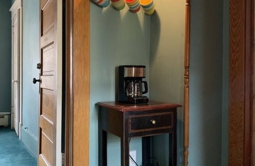 Old Town House | Delightful Downtown Home One Block to Premier Hot Springs