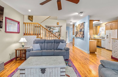 Delta House | Delta Grand Victorian - Amazing Views! Ping Pong and Cornhole!