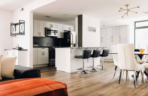 LoDo Condo | Deluxe Larimer Square Retreat | Walk Everywhere!