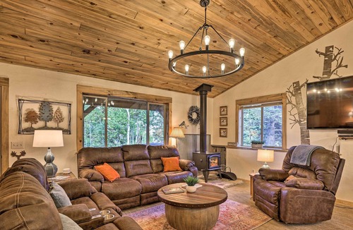 Indian Mountain Cabin | Deluxe Rocky Mountain Hideaway in Como w/ Hot Tub!