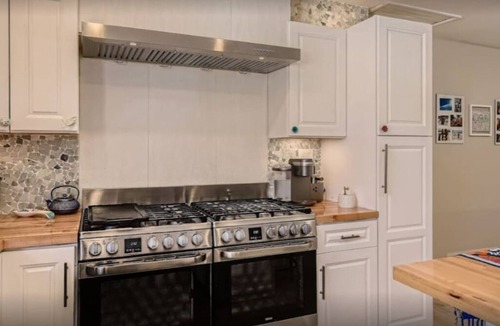 Northglenn Apartment | Denver Caribbean Beach House Resort