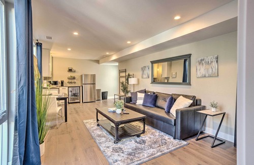 Sunnyside Apartment | Denver Studio w/ Hot Tub ~ 2 Mi to Downtown!