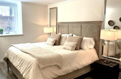 Telluride Apartment | Designer Unit -Center of Town of Telluride, steps to Gondola and town park