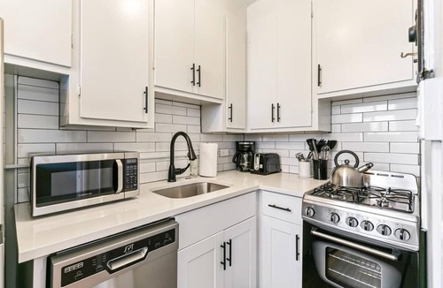 City Park Apartment | Detroit by Modern Midstay /On City Park! #T27