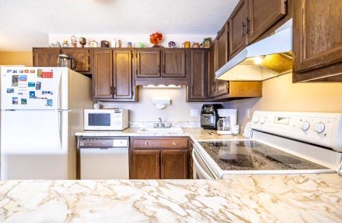 Dillon Apartment | Dillon Valley East 301Q